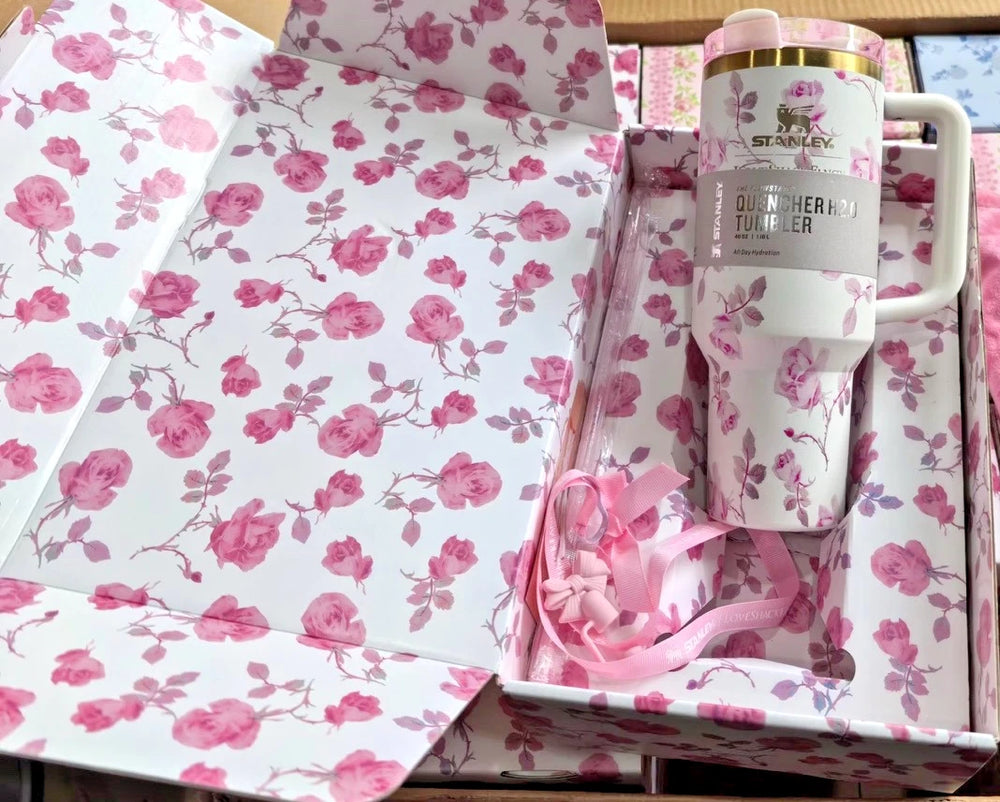 Stanley LoveShackFancy 40oz Ribbon Rosa Pink Gift Set